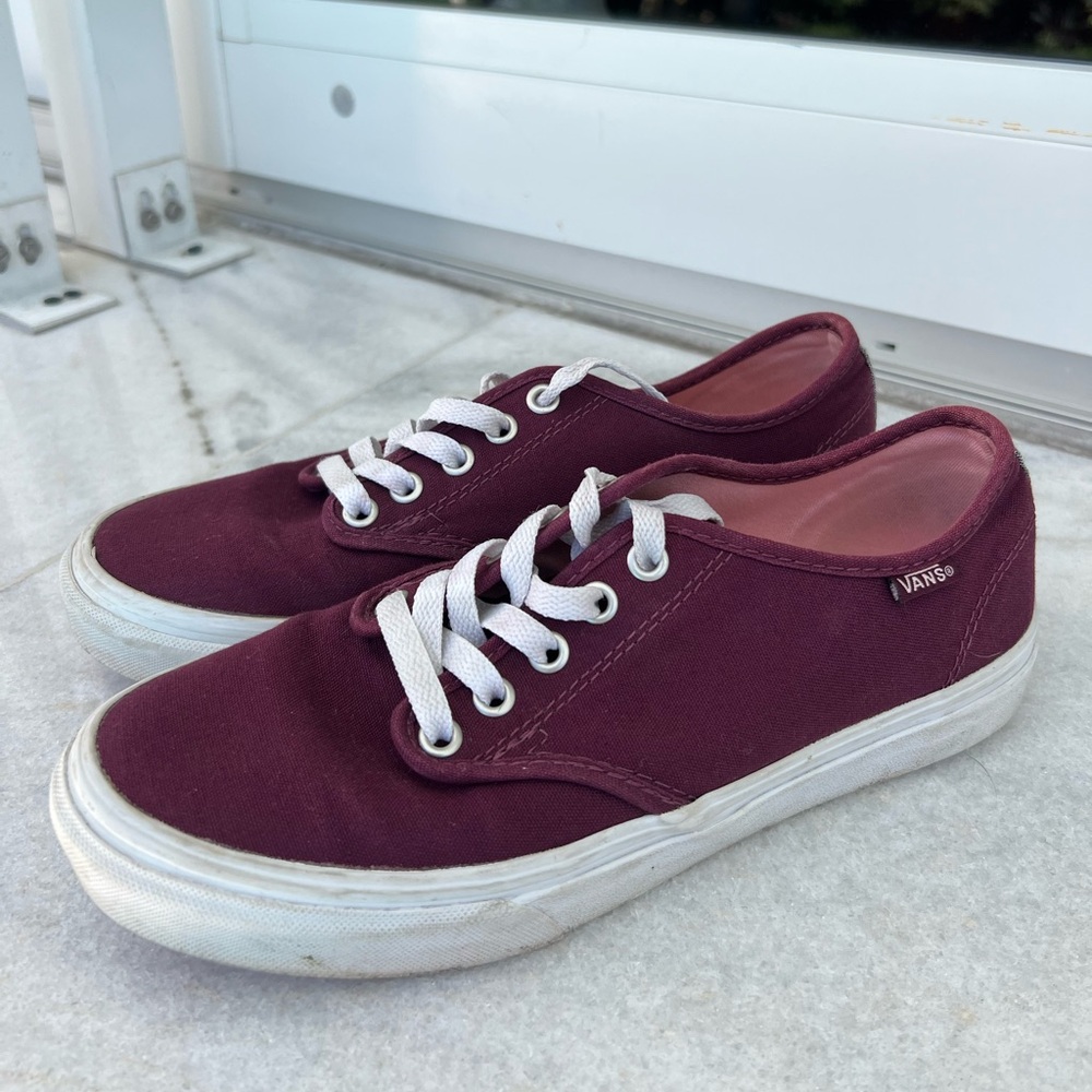 Vans Off the Wall Lace Up Shoes, Size Women’s 8, Burgundy